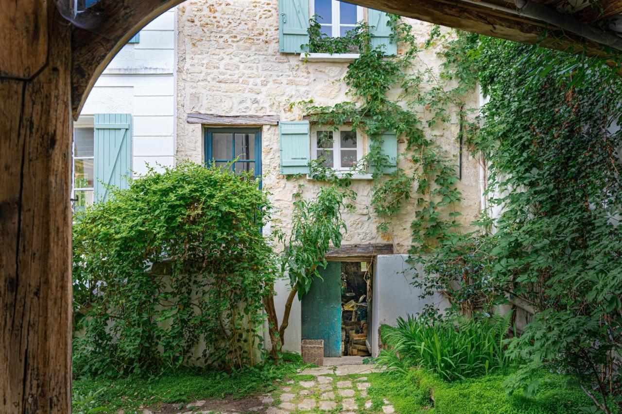 Le Clos Tellier Mareil-Marly Bagian luar foto